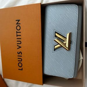 Louis Vuitton Epi Twist Wallet
